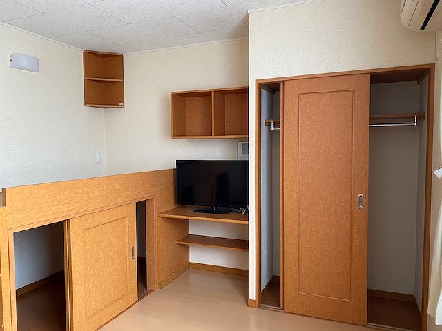 レオパレス３ｍ103号室 寝室