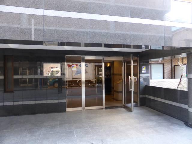 リヴシティ新宿壱番館5階 エントランス