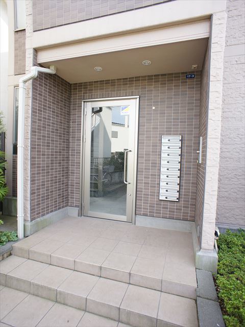 グランドゥール0302号室 どうぞ室内見に来てください。