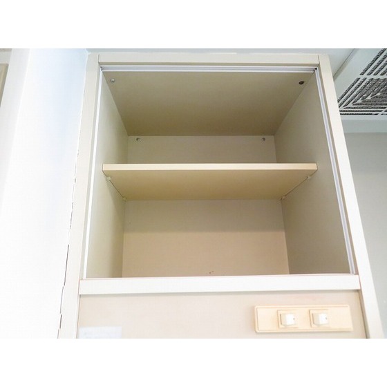 メインステージ新丸子駅前0104号室 キッチン上収納