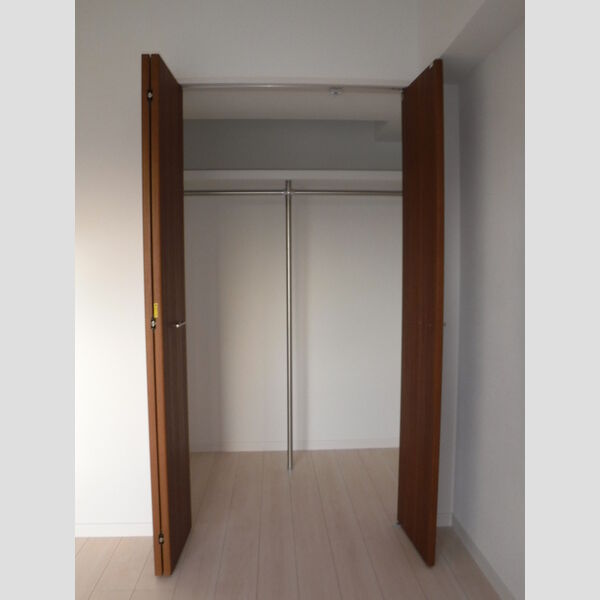 G'-note301号室 クローゼット