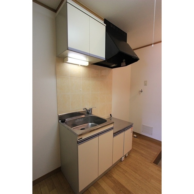 アヴェニール湘南Ⅰ203号室 キッチン