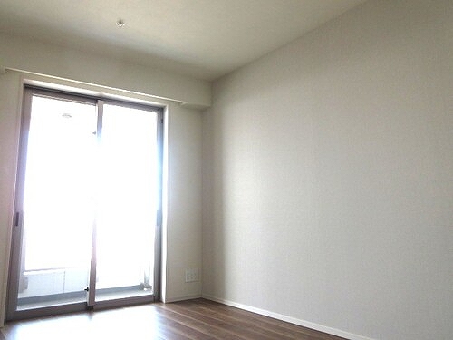 ザ・パークハウス西新宿タワー６０39階 洋室（約7.5畳）