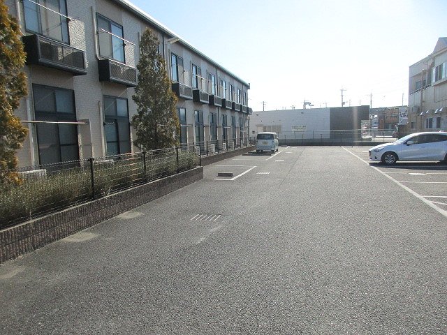 レオパレスイターナル208号室 内観