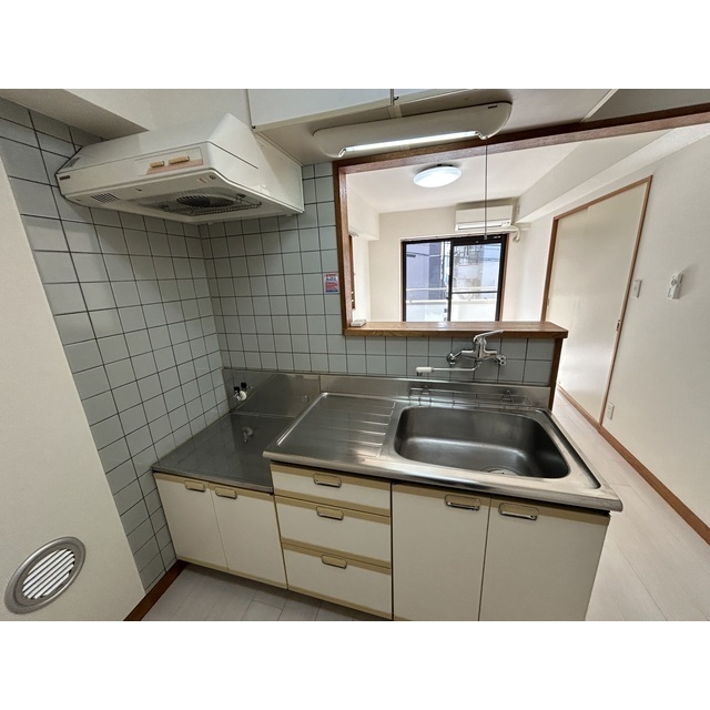 ステーションサイドビル201号室 キッチン