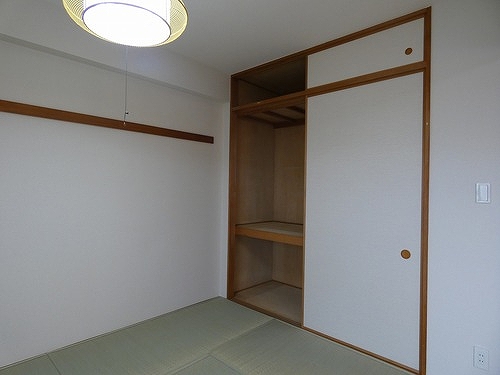 ライオンズマンション茅ヶ崎グランコースト 和室　お押入付き