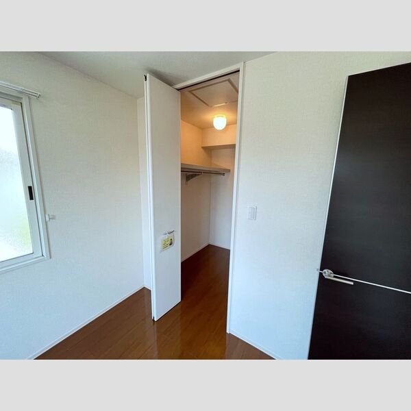 サニーエミネンス ウォークインクローゼット