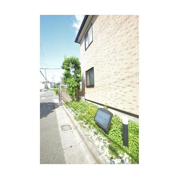 ロイヤルガーデン池田 外観