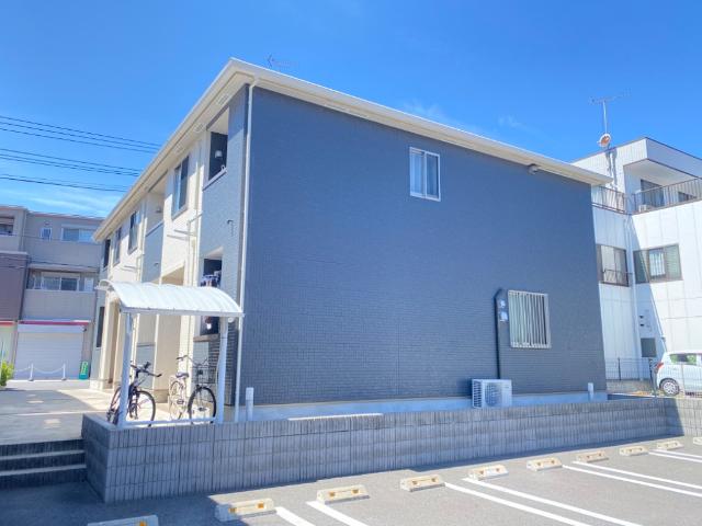 ラピスラズリ 外観写真（昼）
