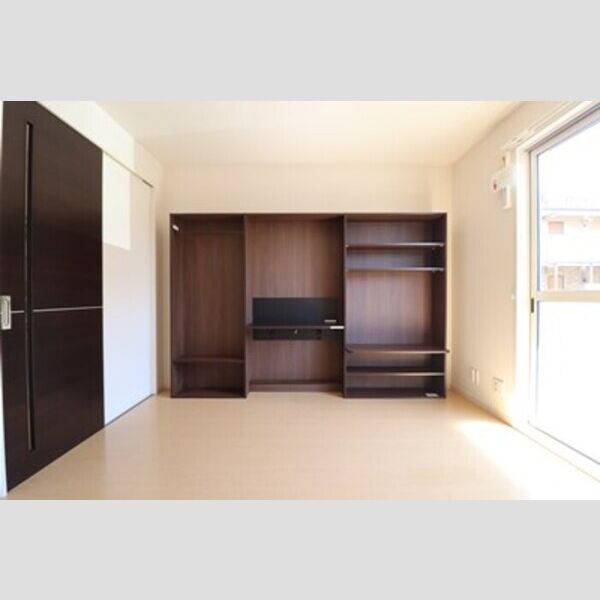 クロスクローバーⅢ 洋室7帖