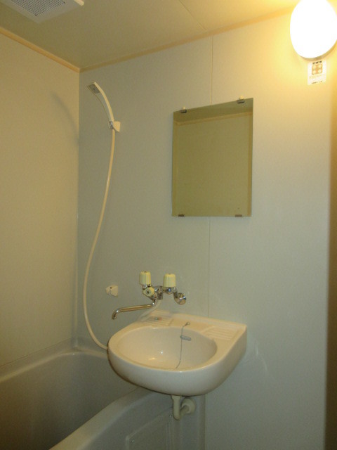 ハイムセレステ0102号室 バス