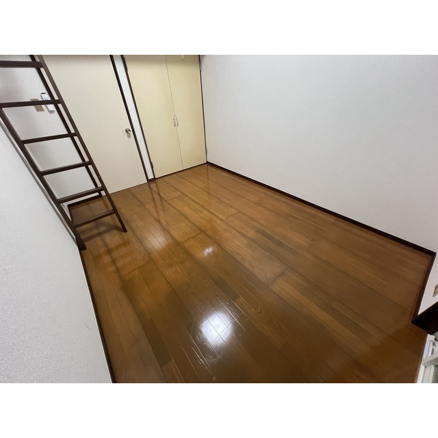 SERENA佐倉102号室 リビング