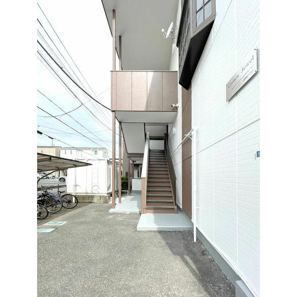 クラウンジュエル エントランス