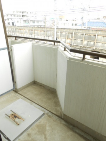 スカイコート綱島第2421号室 バルコニー