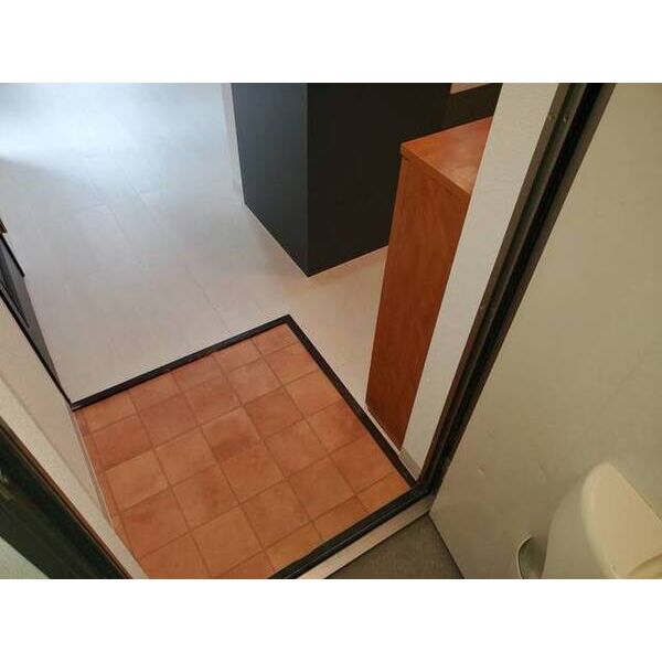 Aレガート吉野町 玄関