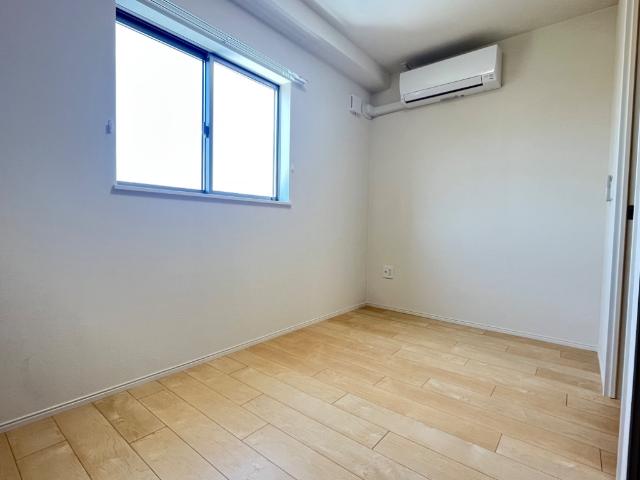 プラージュ 洋室