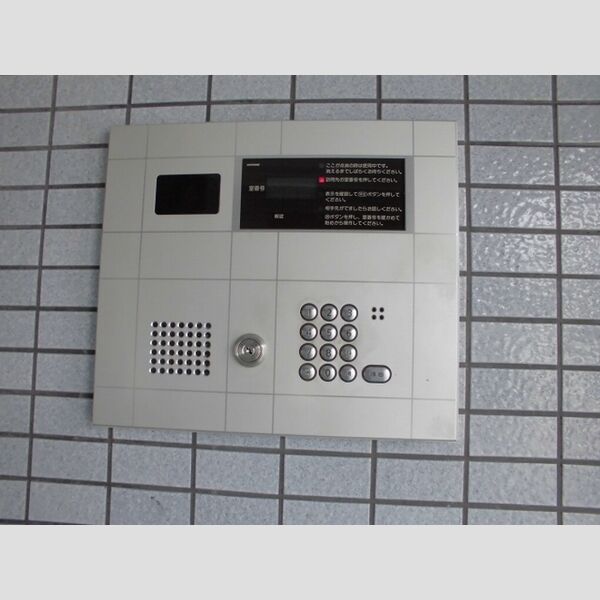 デルフィ壱番館 オートロック