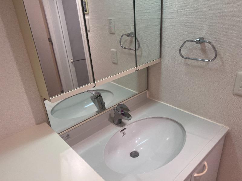 プレール・ドゥーク新宿御苑2階 同建物別部屋の参考画像