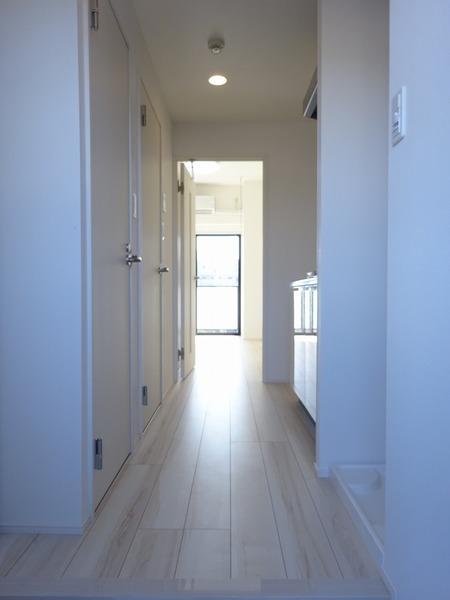 ザ・レジデンス・オブ・トーキョーＳＲ２０101号室 玄関