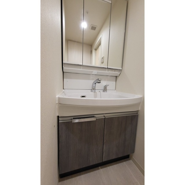 プレサンスブルーム浅草North 内観