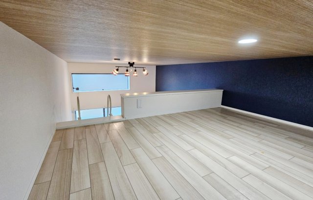 アーヴェル元住吉Ⅱ205号室 ロフトも広々快適空間！