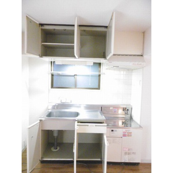 メゾン丸十0802号室 キッチン収納