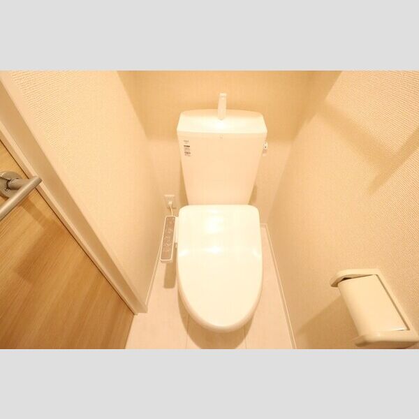 サニークレスト 温水洗浄暖房便座