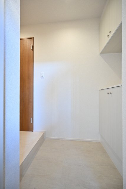 エルミ上落合1階 玄関