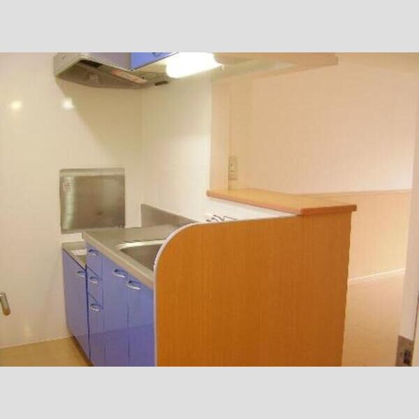 ハウスオブブランカ202号室 対面キッチン