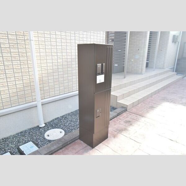 桜アベニュー 宅配ボックス