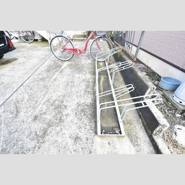 メゾン・U 駐輪場