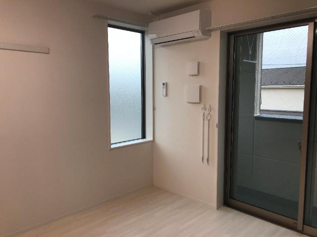 コンフォルト優 洋室