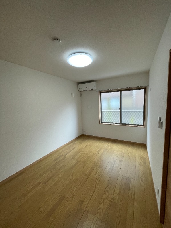 ティーリミテッド1階 寝室