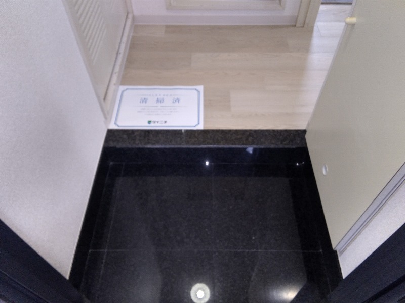 ローズマンションＡ３１番館(A-031)3階 玄関