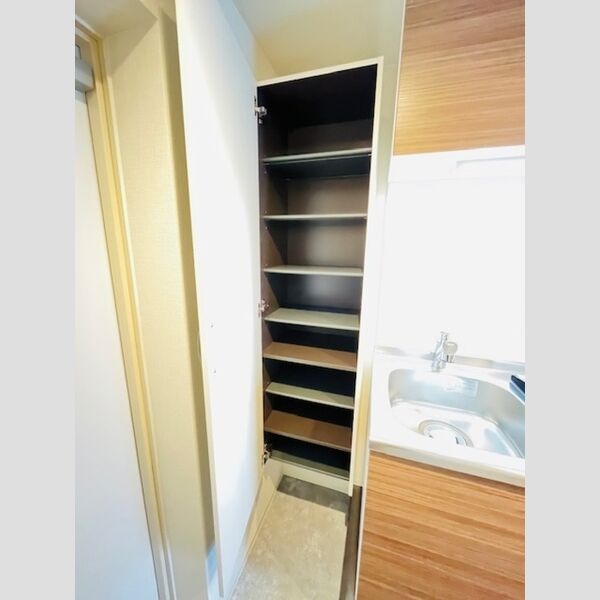 ファンディ平塚506号室 同建物別部屋の参考画像