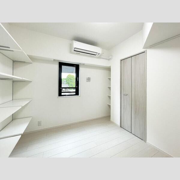 S-RESIDENCE駒沢大学駅前201号室 リビング