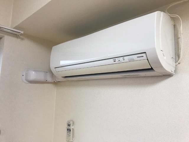 メイプルコート仲道102号室 洋室エアコン