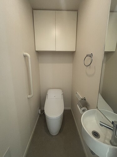 クオリア代々木1階 トイレ