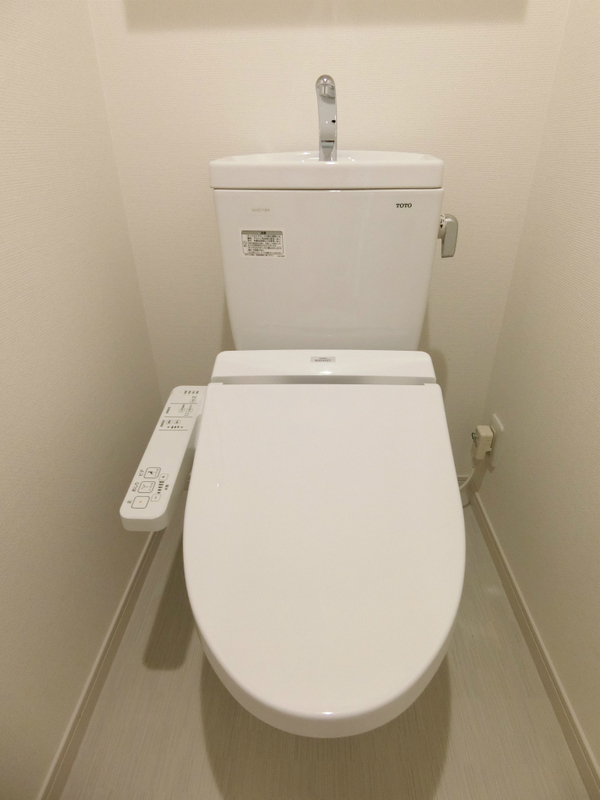 リブリ・三鷹ザ・テラス トイレ