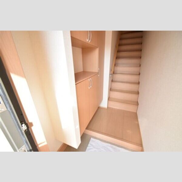 リヴェール　A棟 玄関