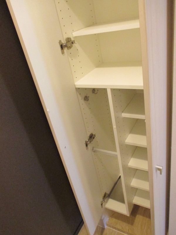 クレイシア大井町9階 収納