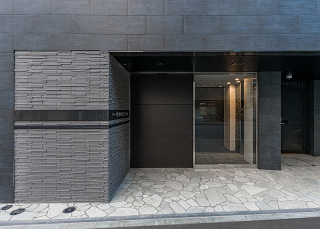 ガーラ・シティ横浜反町2階 エントランス