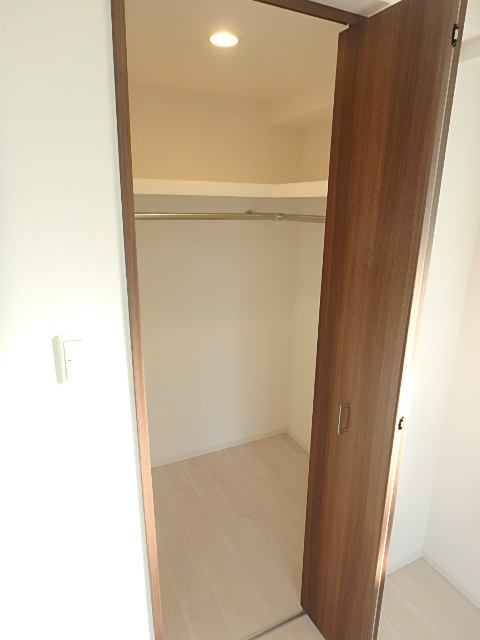 グランド・ガーラ白金高輪6階 収納