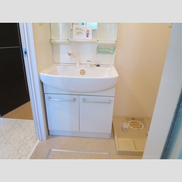 モナリエ　カワムラ102号室 洗面所