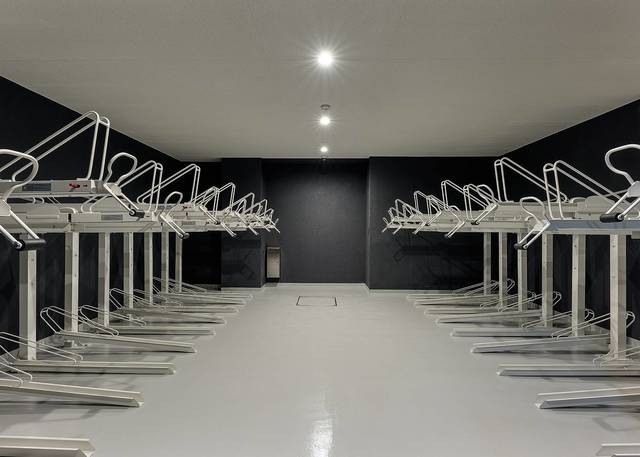 ガーラ・リバーサイド目黒 駐車場