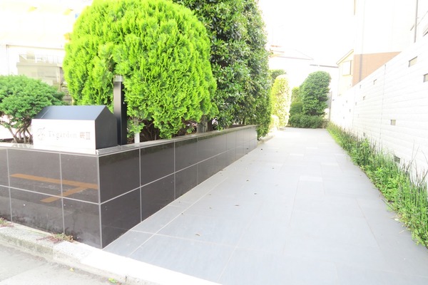 T’s garden蕨Ⅲ エントランス