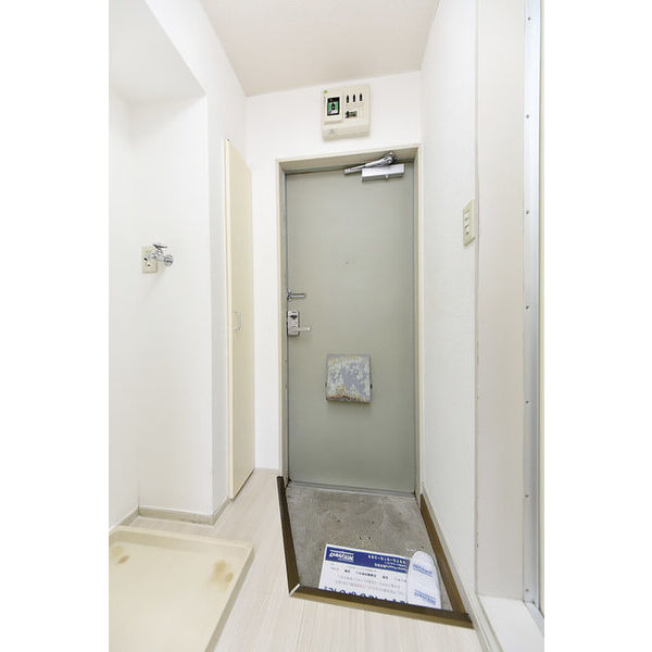 カーサ鵠沼 玄関