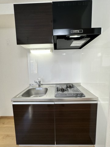 グランジュテ黄金町302号室 キッチン