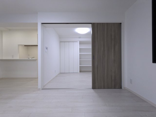 グランピア中野坂上0106号室 リビング