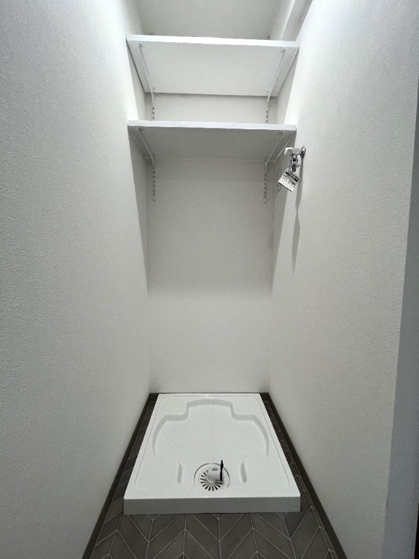 アーバンパーク代官山Ⅰ2階 洗濯機置場